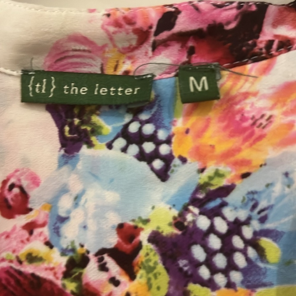 The Letter floral blouse, Sz M - Picture 2 of 3